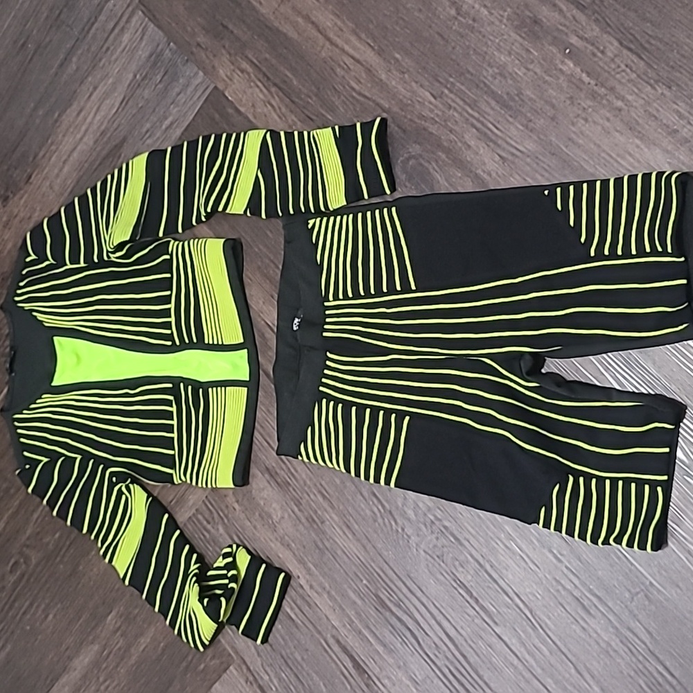 Wow Couture 2 PC Set NWOT